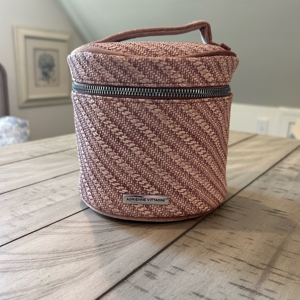 Adrienne Vittadini Pink Cosmetic Bag